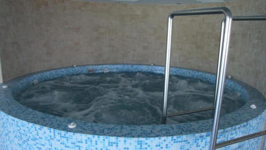 'Good Feelings' Aparthotel Siófok Buitenkant foto